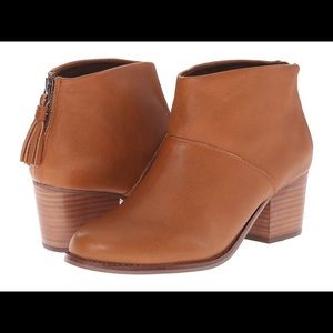 Toms Carpe Diem Leila Warm Tan Brown Cognac Booties Ankle Boots